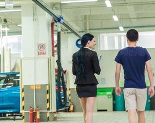 “爱丝-巷陌”原图，合格的街拍就像我早上喝的咖啡——高清又提神！