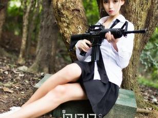 GIRLT果团网 – 一眼爱上：黄歆苑的校园原图壁纸萌动