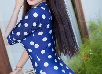 IMiss爱蜜社 – 萌琪琪Irene私房整出了个校服新花样，这到底是想干嘛呀？