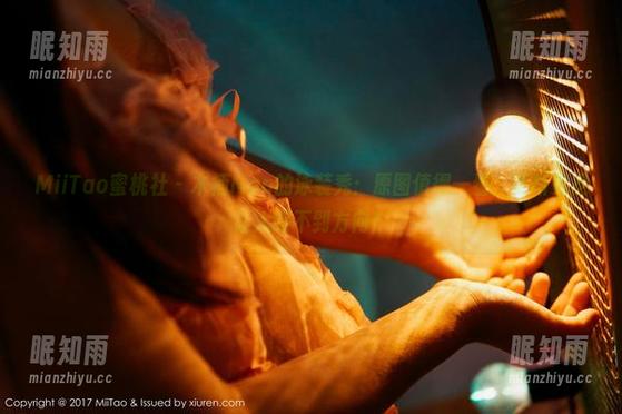 MiiTao蜜桃社-木楠Nan MiiTao蜜桃社 - 木楠Nan的泳装秀:原图值得一看,更新更是让人瞄不到方向!