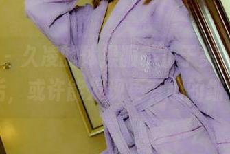 PANS – 久凌的体操服不止于美,原图下载后,或许能发现更有趣的细节。