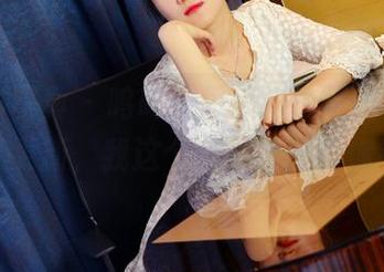PANS写真 – 呜呜,思思的裤里丝!写真集更新,我这个眼神保留给你!