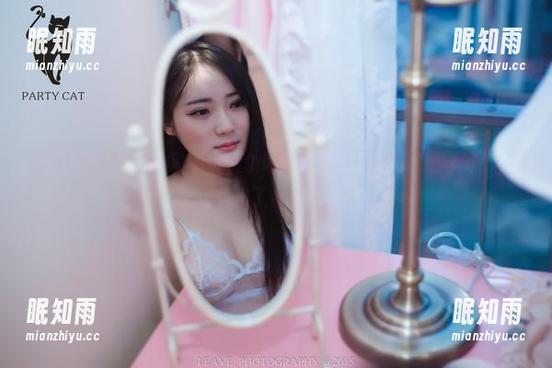 PDL潘多拉-可乐Vicky PDL潘多拉 - 可乐Vicky的少女写真,壁纸里的“少女心”究竟排了几次队?