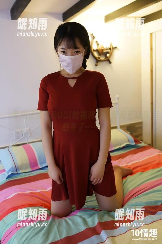 专用泳装？ROSI的福利和图包反正让我想多了……