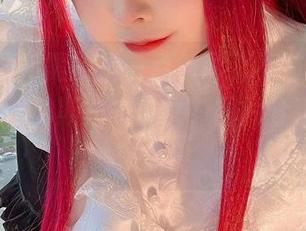 如果冬住所需的是一点色彩，不妨一睹SayoMomo的斯拉夫少女，图片分享在这里等你！