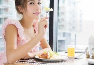 TGOD推女神 – 施忆佳比基尼写真：当原图成为我的每日忧伤来源，果然是惹人怜！