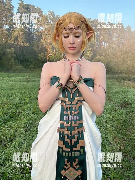 Vinnegal 不需要圣光,你看Vinnegal的校服合集,够真实,够直接!