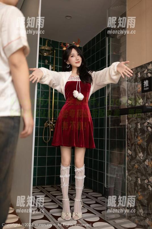 Xiuren秀人网-Egg尤妮丝 Xiuren秀人网 - 全集在手,Egg尤妮丝的裤里丝让你体验奇葩的搭配审美,原图真不赖!