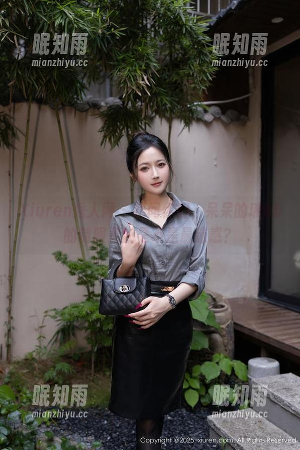 Xiuren秀人网-呆呆的瑞bb Xiuren秀人网 - 就问你们,呆呆的瑞bb的制服更新是不是最迷惑?