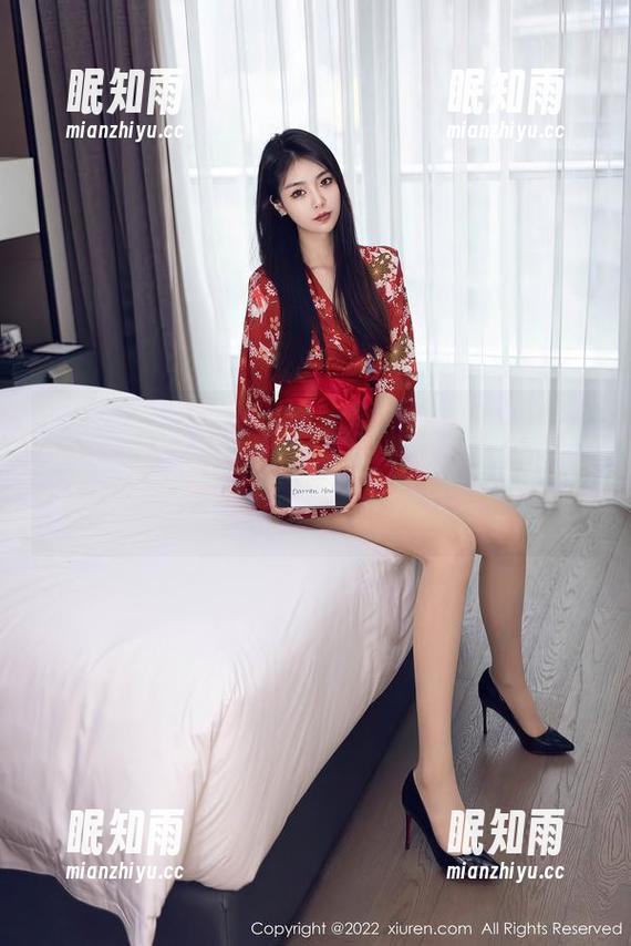Xiuren秀人网-周慕汐 Xiuren秀人网 - 周慕汐的红裙写真:她的裙子可能有超能力,时不时让我想当裙子!