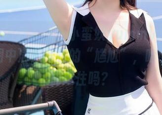 Xiuren秀人网 – 小蛮妖yummy的校服，原图中满是青春的“尴尬”，哈哈，你能忍住吗？