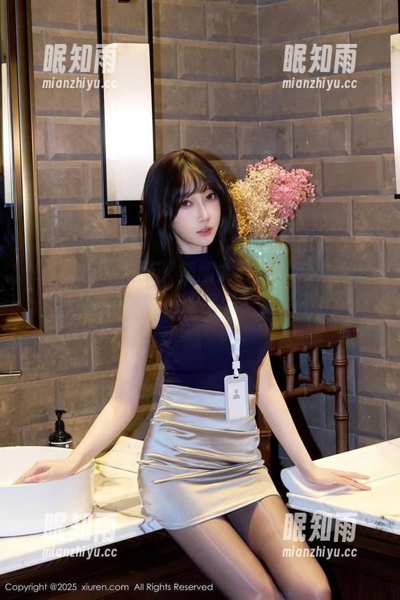 Xiuren秀人网-梓萱Crystal Xiuren秀人网 - 美图太养眼!“梓萱Crystal妹妹”的精选系列,看了不止一次。