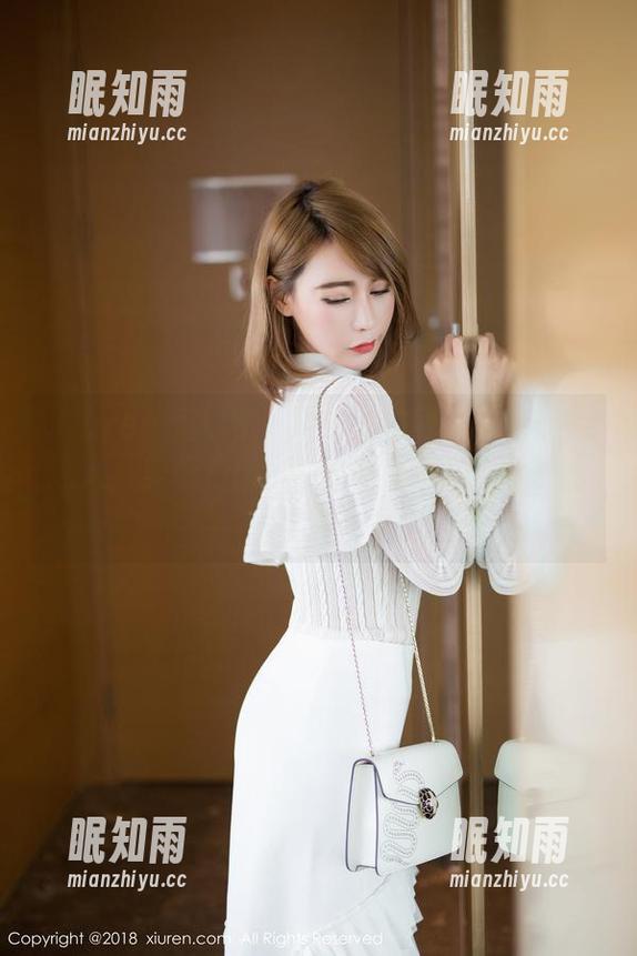 Xiuren秀人网-美昕Yumi Xiuren秀人网 - 从未想过网袜可以这么迷人,美昕Yumi的写真集和你的分享多些灵感