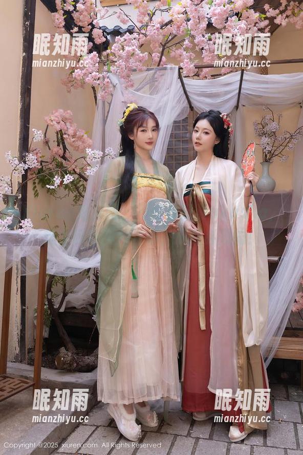 Xiuren秀人网-蓝夏akasha Xiuren秀人网 - 不愧是蓝夏akasha,奶牛吸睛图片发布,下载必须的!