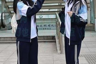 Xiuren秀人网 - 看谢忱倬吊带美图更新,决定以后出门也要给风景留点‘后城’风情!