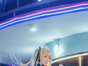 校园感觉满分！izumi泉桃子的写真集，原图里那种“无意而为”的美也太可爱了吧！