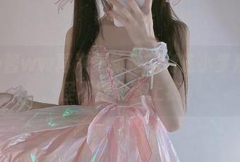 miko酱ww再次更新她的利兹小梦魔套图,怪不得让人上瘾。