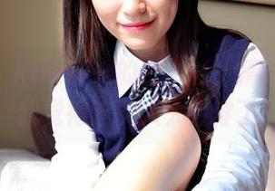 pans – kiki和她的白衬衫,精选图片让我觉得这女人太会穿了