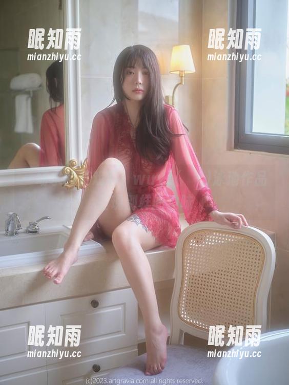 一场水的游戏章，wuyo(우요)泳池作品呈现别样的韵味