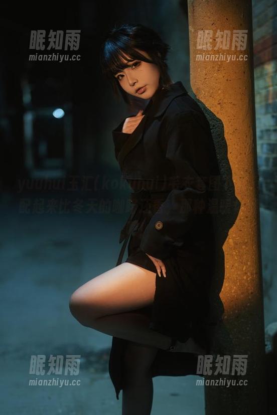 yuuhui玉汇(kokuhui)毛衣套图下载，配起来比冬天的咖啡还香，那种温暖你懂吧！