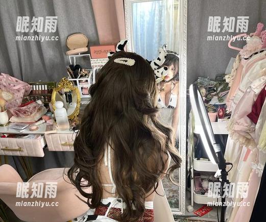 一笑芳香沁 尝试在无圣光下,搞懂一笑芳香沁的连衣裙图包