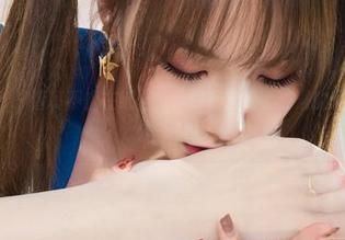 丽柜ligui - 情窦不止在纸上,小智贤定制了浪漫的写真。咱们跑个题。