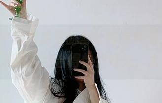 微密圈 – 新图库里的蕾丝内衣系列,俏妞t把性感和玩味结合得恰到好处,太妙了!