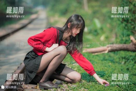 兔玩映画 楼梯+黑丝=最佳组合!兔玩映画告诉你美图才能撩人!