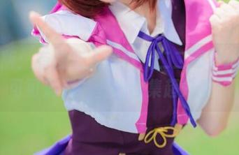八卦版：有没有人注意六二二同学w的“可可莉克”壁纸合集超好看！