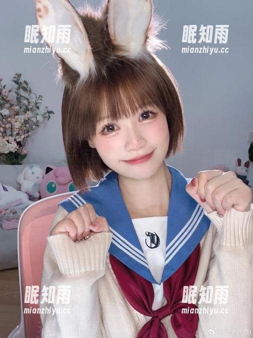 千反田鹿子 每次看到千反田鹿子的校园套图,总有种立马想要申请更多资源的冲动,真是…