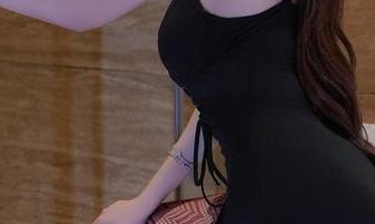 微密圈 – 校园的不羁与单纯，周妍希校服写真中的对比，哈哈！