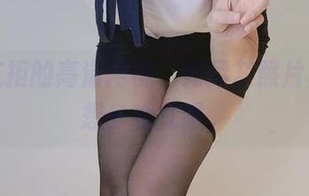 无法抗拒的高清网袜，如月灰照片真让人想多看几眼。