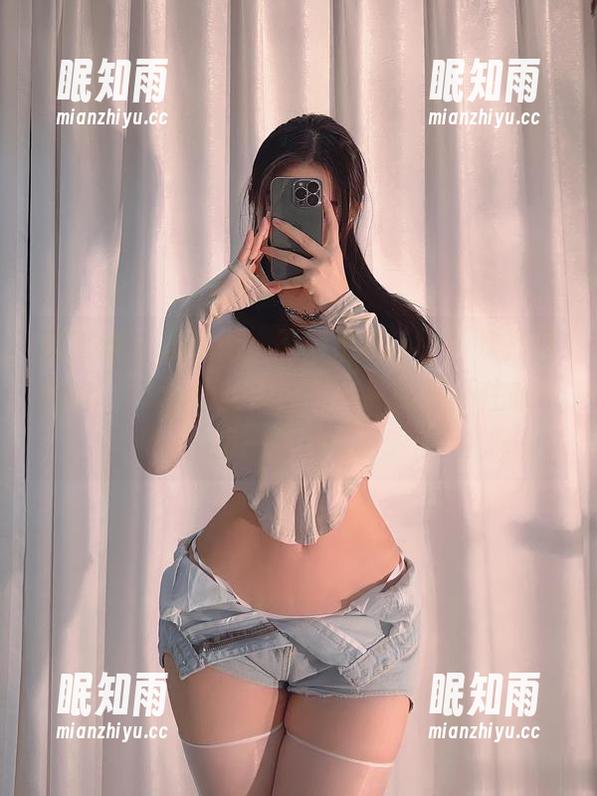 姐姐Lalion 微密圈 - 孩纸们,不得不承认,每次打开姐姐Lalion的丝袜图包,我都忍不住想给每一张点赞。