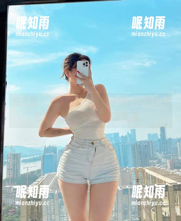 安妮yoo 微密圈 - 最新照片暴击!安妮yoo把白衬衫穿出了一种微妙的紧张感。