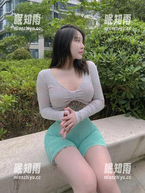 宋昱欣 微密圈 - 看宋昱欣的长腿如何占领美图,让其他壁纸都想藏起来!