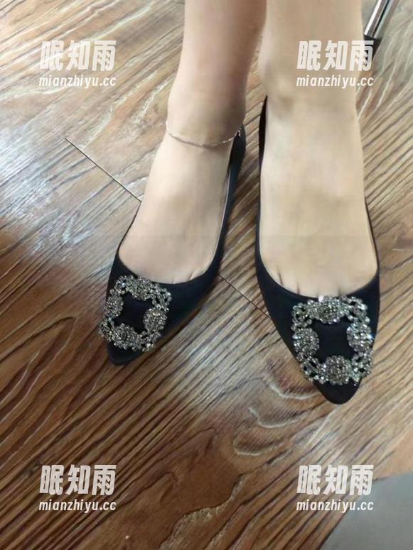 小仙女ELaine 微密圈 - 小仙女ELaine最新连衣裙作品,简直是为她量身定做的吧?