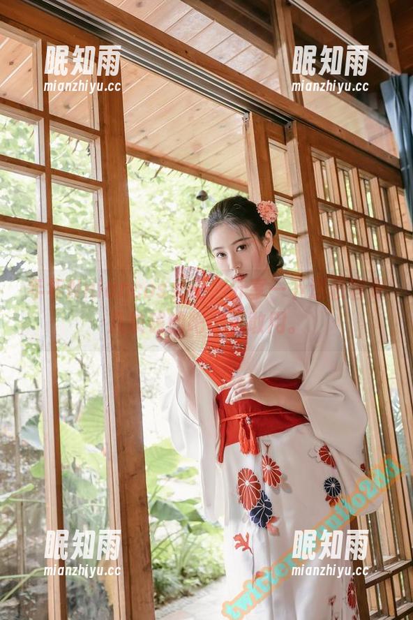 年年Nnian 年年Nniancos女王,分享一下这妆容是几块钱的吧,真敢用。