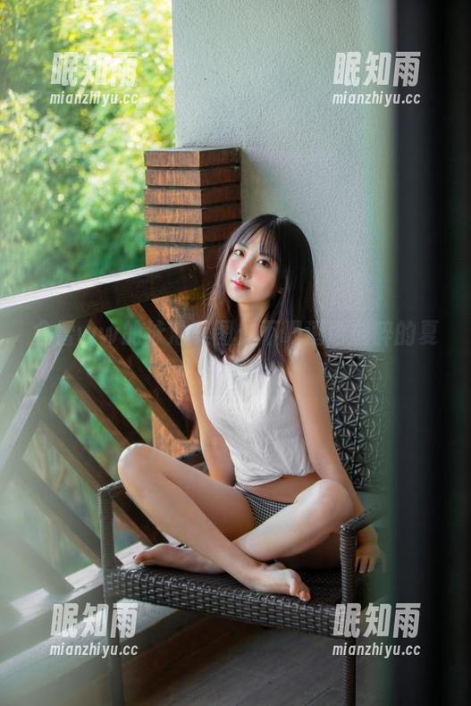 念雪ww 念雪ww的泳池美图:不喝酒也能醉的夏天