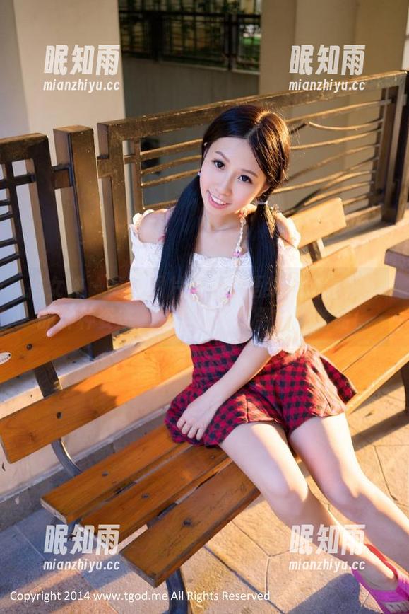 推女神-王语纯 推女神 - 高清图片记录王语纯用套装演绎的种种姿态,完全把我甜到了,哈哈。