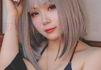 打开末夜787的图片，心想着，这是哪门子的双人本？