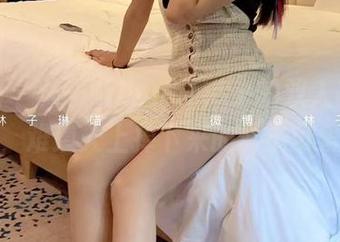 微密圈 – 林子喵Lynne带来的双人高清原图,难道天上掉下来的俩小可爱!