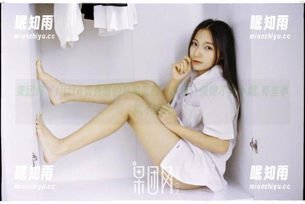 果团网-little贝壳喵 果团网 - little贝壳喵的私拍套图—白色,美得不容小觑,有些事就不能说