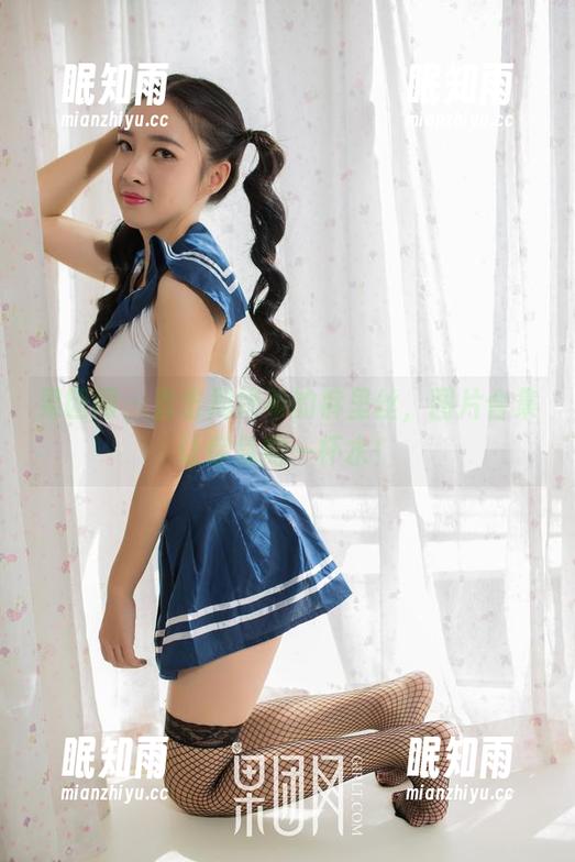 果团网 - 直击周妍希的裤里丝，图片合集让你急需一杯水！