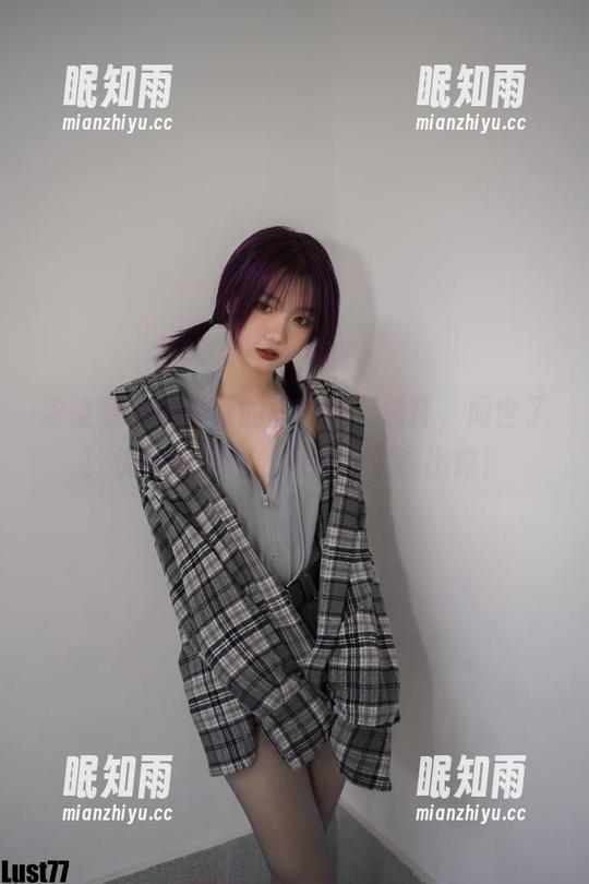 柒柒要乖哦 柒柒要乖哦最新的“修女”情怀,问世了!快来看这位截图里的灵魂出窍!