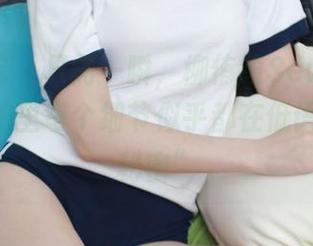 模范学院 – 只需一瞬，柳侑绮Sevenbaby的私拍里每个细节似乎都在低语她的“秘密”
