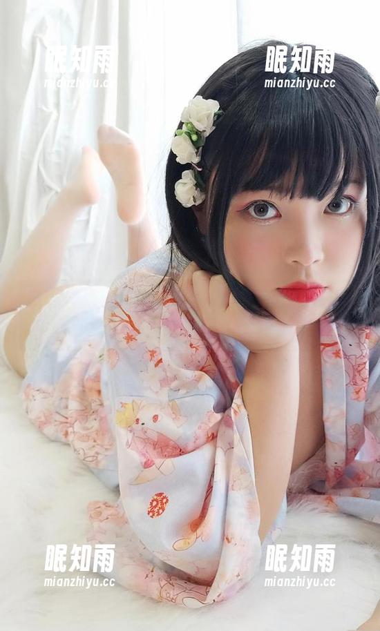 白烨烨 白烨烨来了,透明女仆写真合集上架!准备好了吗?
