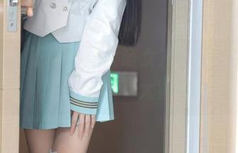秀人网 – 更新！周大萌女友？不，完全是个“套图”大冒险