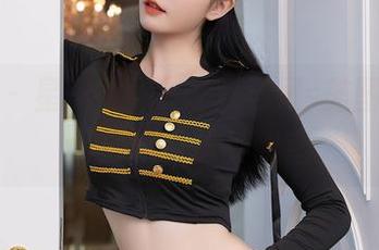 秀人网 - 星子柒kiki+双马尾=美图炸弹,小心承受这种甜蜜