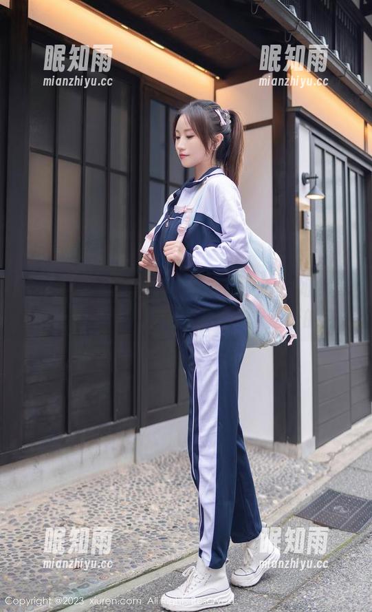 秀人网 - 林煊煊的白丝定制，图片如此美妙让我想起了那只总是凑来求磨牙的猫