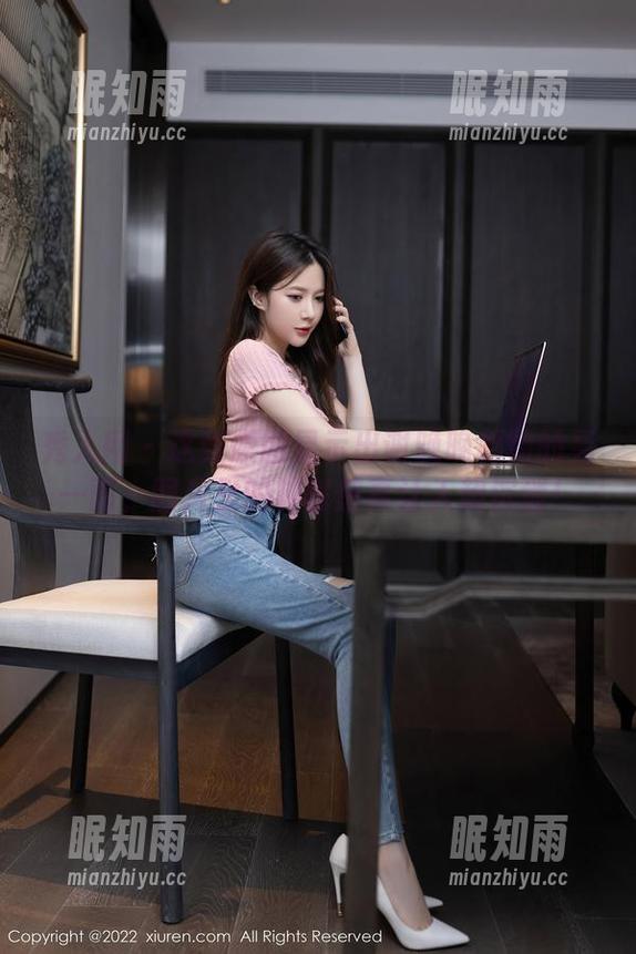 秀人网-谢晚晚 秀人网 - 这张原图显示出谢晚晚御姐的另一面,图片里的神秘感真让人超沉迷!